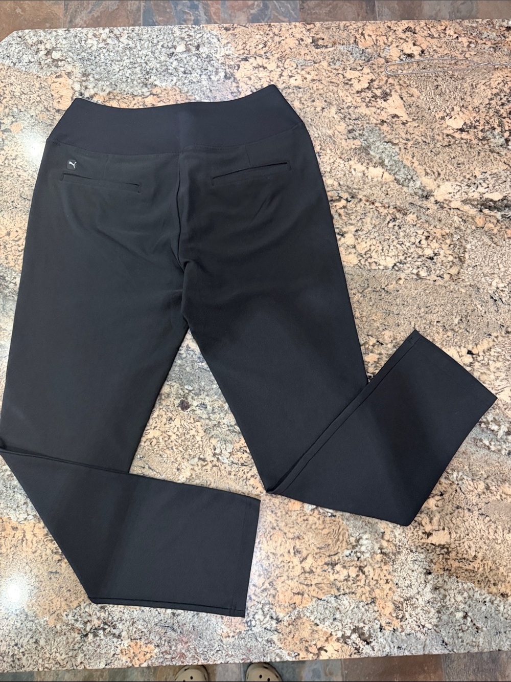 Puma Women’s Black Skinnys or Legging Pants with Back and Front Pockets